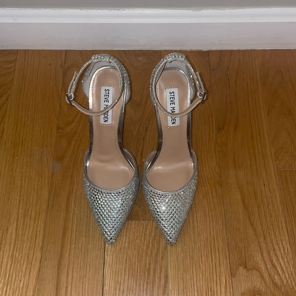Sparkly Steve Madden heel